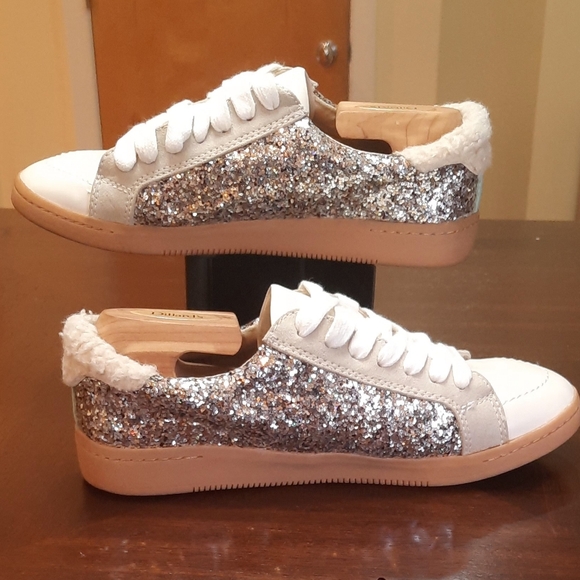 Dolce Vita Neo Plush sneakers - Picture 3 of 6